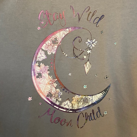 Stay Wild Moon Child Graphic Tee Small - Picture 4 of 5